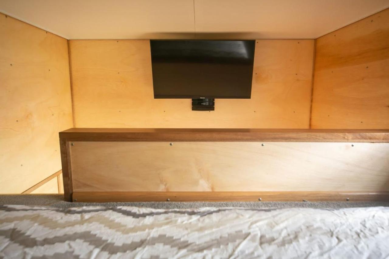 Tiny Cradle At The Good Place Staverton 外观 照片